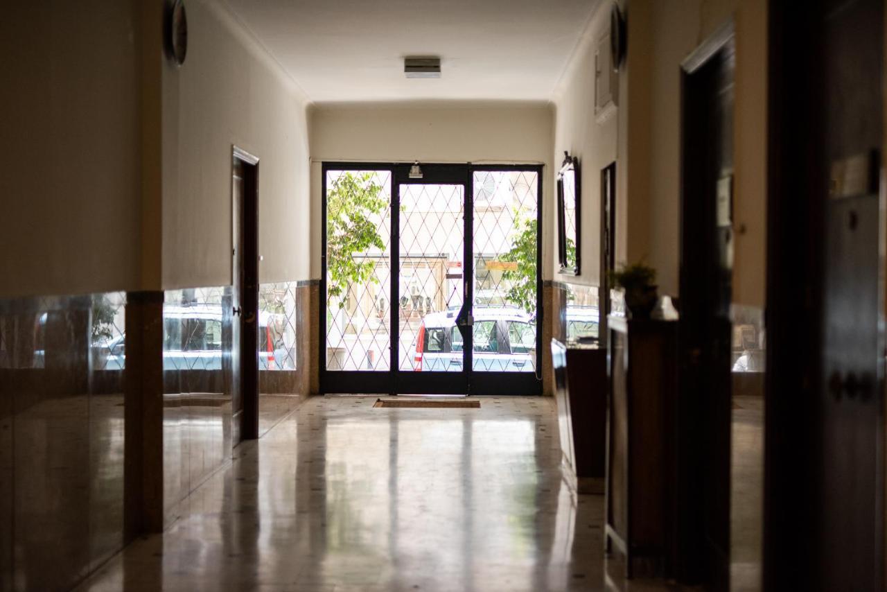 Two Bedroom In Syntagma - Ermou Area Apartment